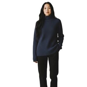 VINCE 100% Cashmere Ribbed Dark Gray Turtleneck Side slit Tunic Sweater Small‎